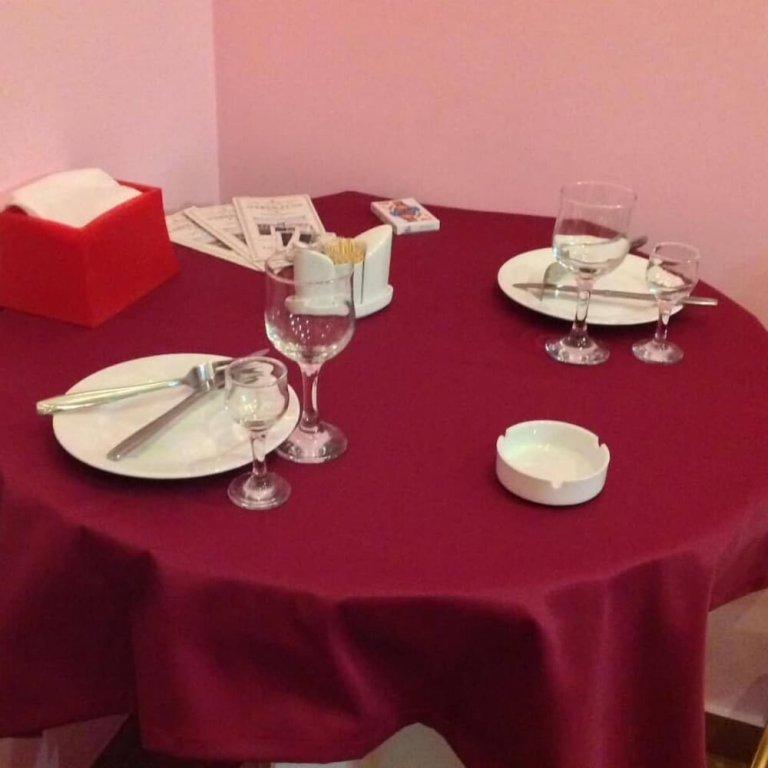 Narek+ Hotel Arrinj Екстериор снимка